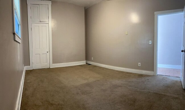 Building Photo - 3835 Borden St