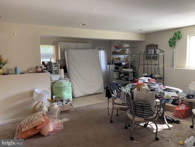 Building Photo - 43442 Katling Square