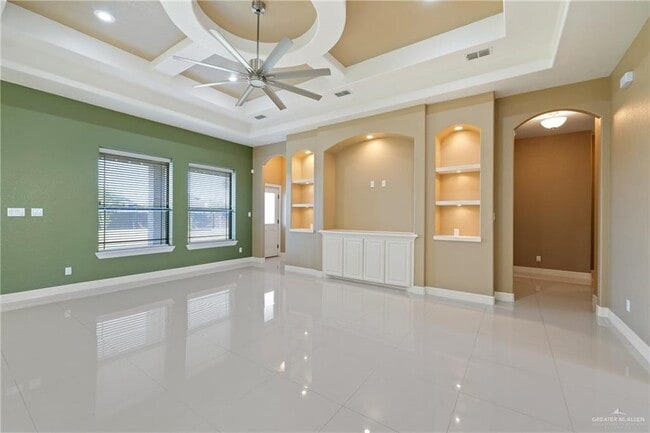 Building Photo - 34 El Caribe Cir S