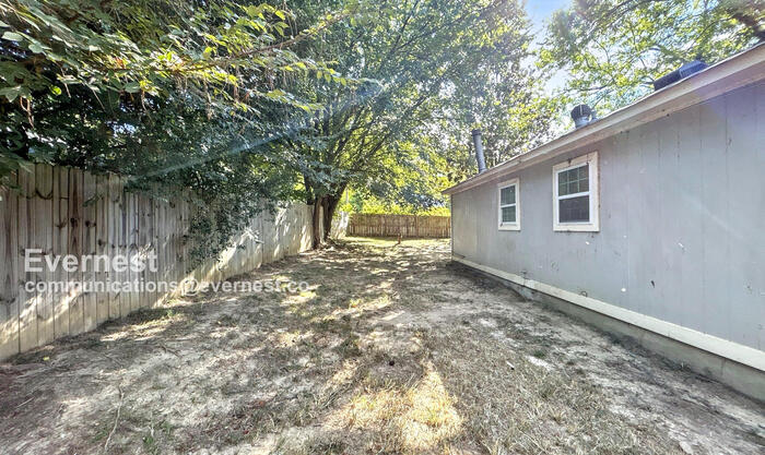 Building Photo - 3674 Ridgemont Ave