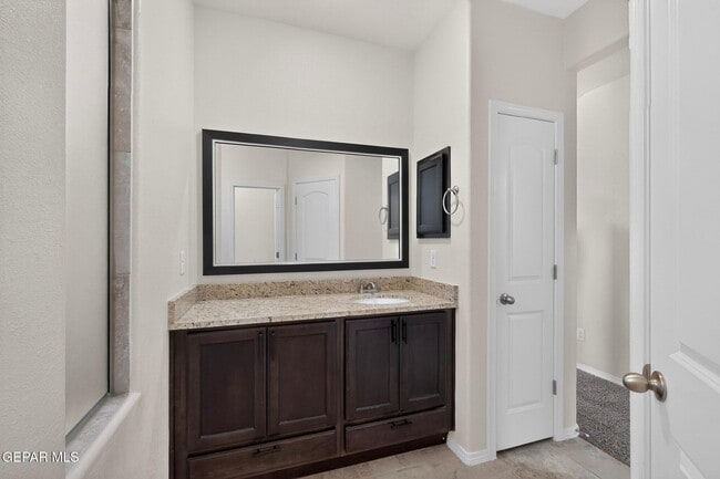 Building Photo - 12621 Cono Norte Dr