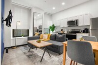 Building Photo - 209 9th St