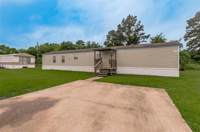 Building Photo - 1345 FM 405 Rd