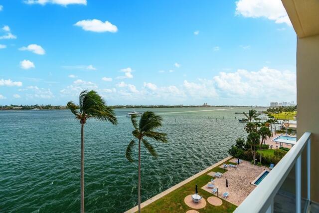 Building Photo - 2800 N Flagler Dr