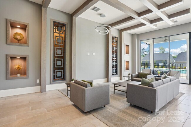 Building Photo - 6295 Ashton Pk Dr