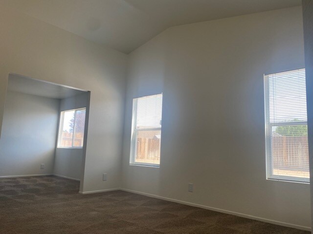 Building Photo - 43514 Mahogany St