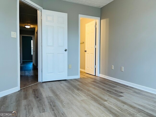 Building Photo - 105 Granite St