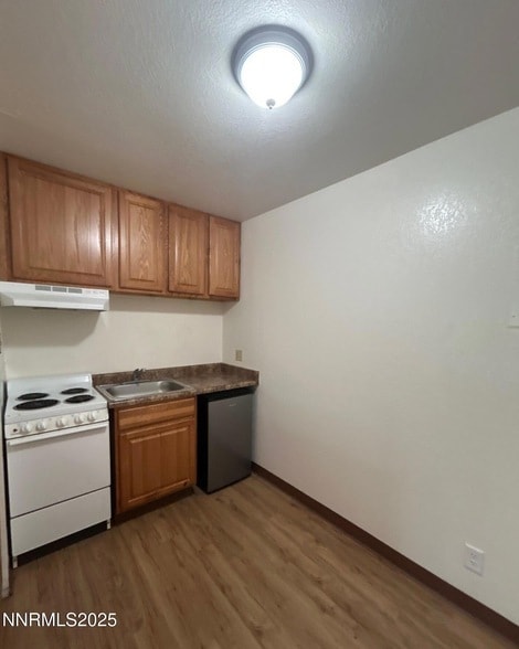 Building Photo - 2450 Lymbery St