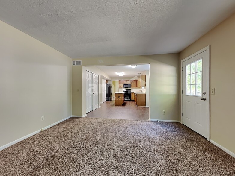 Building Photo - 532 Sugar Maple Ct