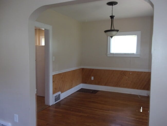 Building Photo - 2810 Northland St