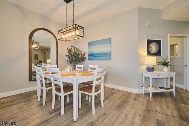 Building Photo - 9190 Southmont Cove