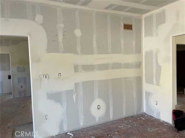 Building Photo - 715 S Norton Ave