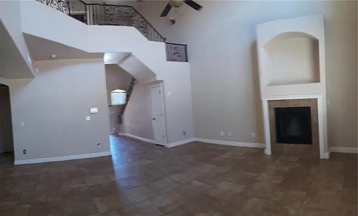 Building Photo - 3728 Coco Palm Dr