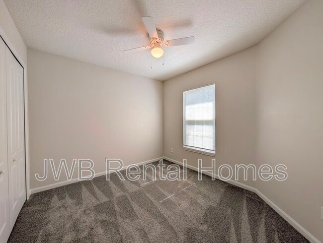 Building Photo - 1892 Biscayne Bay Cir