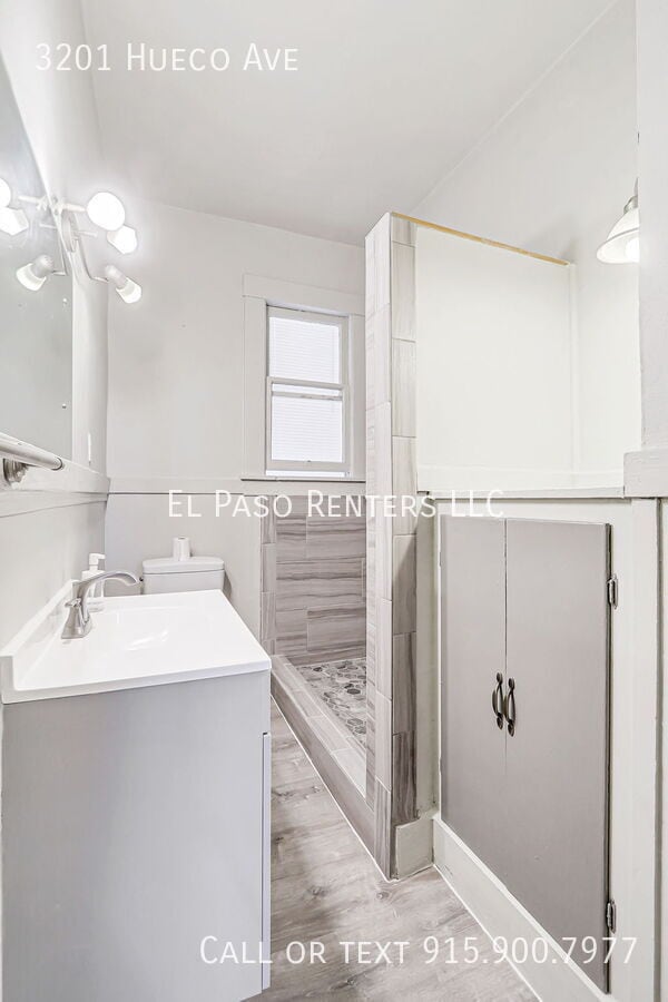 Building Photo - 3201 Hueco Ave
