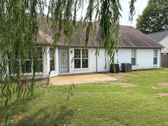 Building Photo - 11556 Milton Meadows Dr