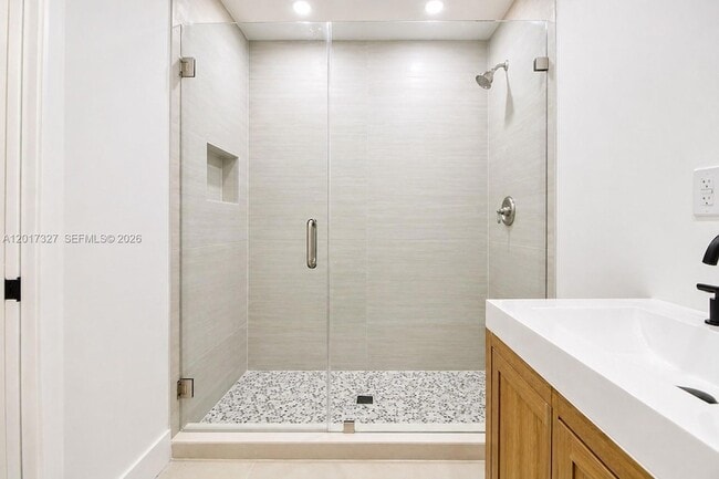 Building Photo - 10088 SW 143rd Ct