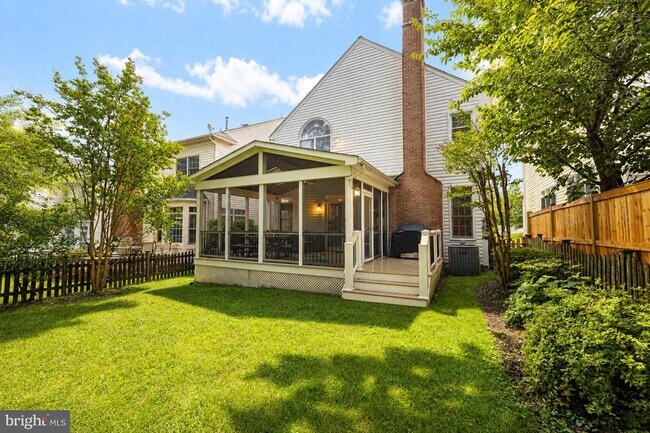 Building Photo - 5505 Alta Vista Rd