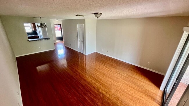 Building Photo - 178 White Fawn Dr