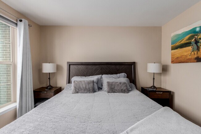 Building Photo - A contemporary 1826 sq ft. 3 Bedroom / 3 Bath Belmar Townhome for rent