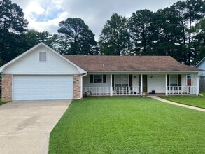 Building Photo - 212 Woodmont St