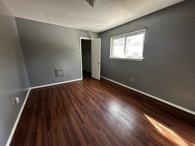 Bedroom- walk in closet - 15231 Highsprings Dr