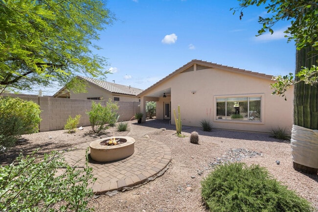 Building Photo - 10290 E Mallow Cir