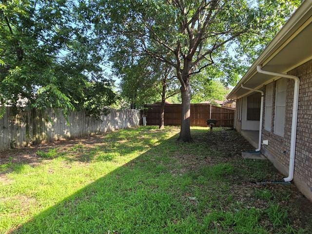 Building Photo - 2204 Shady Park Dr