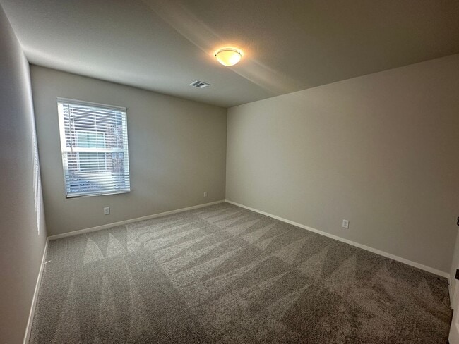 Building Photo - New - 4 bedroom in Bixby - Gated Community