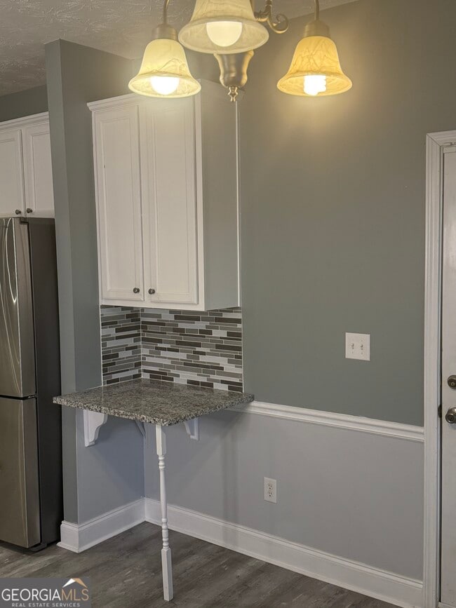 Building Photo - 1221 River Rush Ln NE