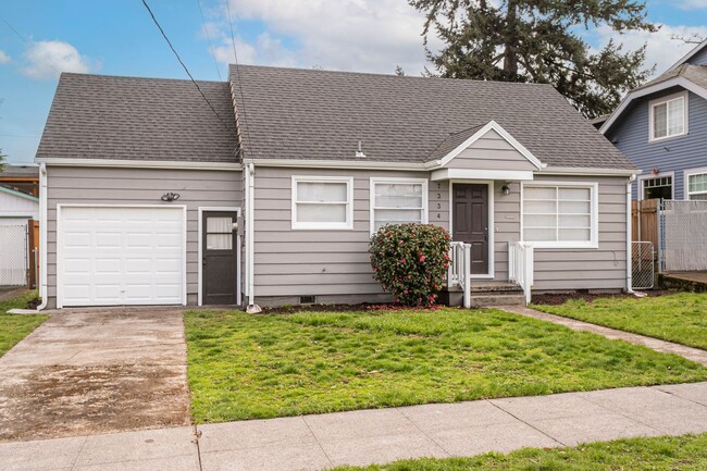 Building Photo - Charming 2 Bedroom Bungalow in North Portland