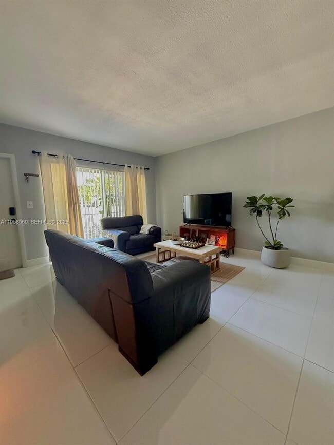 Building Photo - 9260 Bay Harbor Terrace