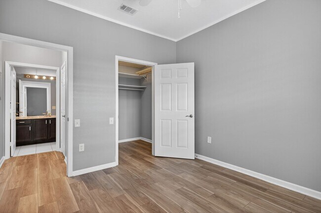 Building Photo - Gated Community