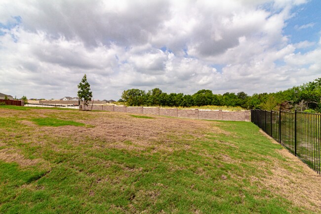 Building Photo - 3240 Willow Ter Ln