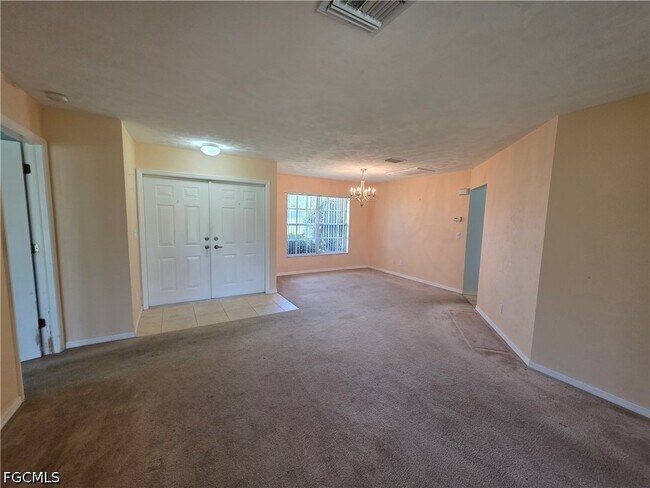 Building Photo - 4614 SW 9th Pl