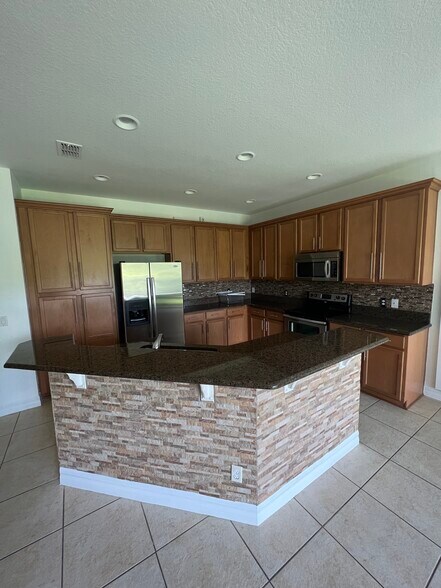 Building Photo - 10411 Belfry Cir