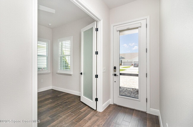 Building Photo - 2969 Avalonia Dr