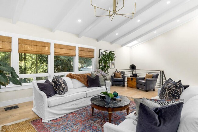 Building Photo - 101 Endlich Dr