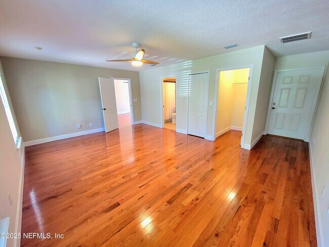 Building Photo - 1036 Saltwater Cir