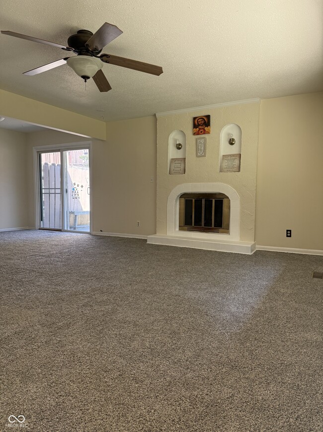 Building Photo - 8365 Paso Del Norte Ct