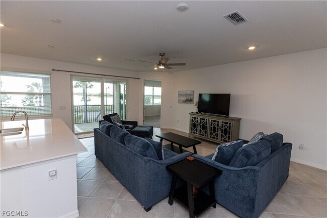 Building Photo - 16572 Kingwood Ln