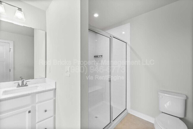 Building Photo - 7067 Waterwheel St SW