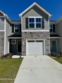 Building Photo - 1405 Raven Way