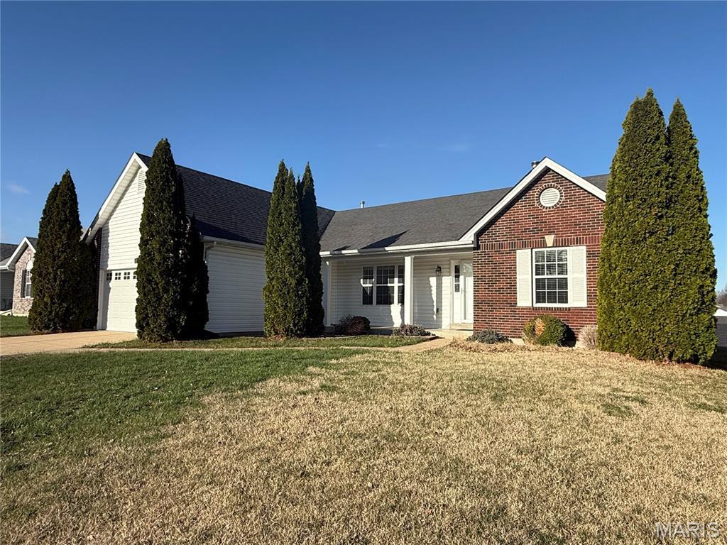 Building Photo - 733 Pecan Hill Dr