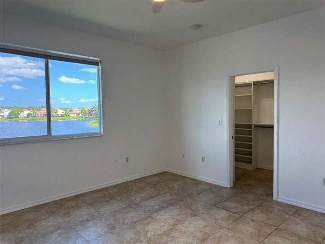 Building Photo - 4331 SW 131st Ln
