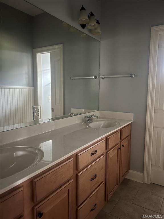 Building Photo - 730 Kingsley Dr