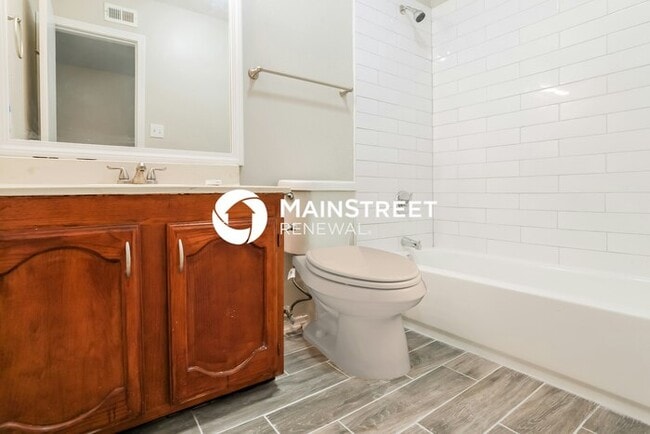 Building Photo - 3 Bedroom Pet-Friendly Home in The Colony, TX with Main Street Renewal