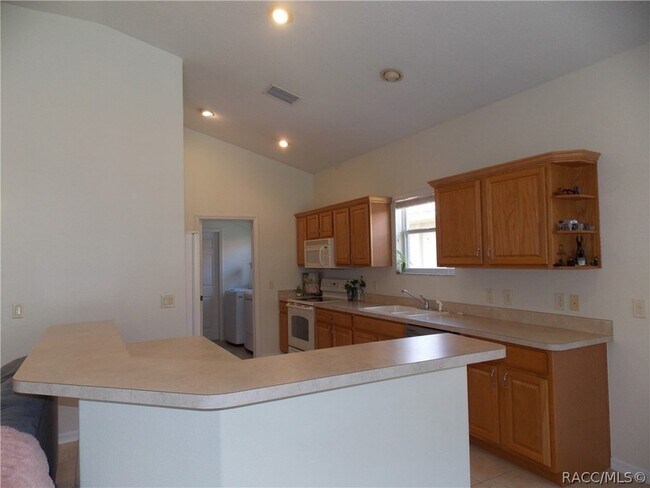 Building Photo - 1281 W Diamond Shore Loop