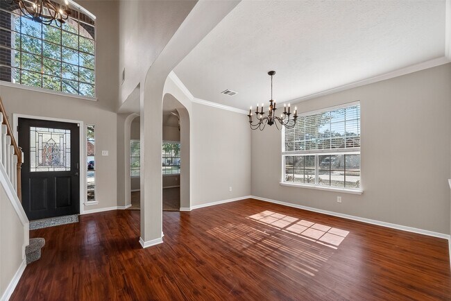 Building Photo - 5118 Cherry Blossom Dr