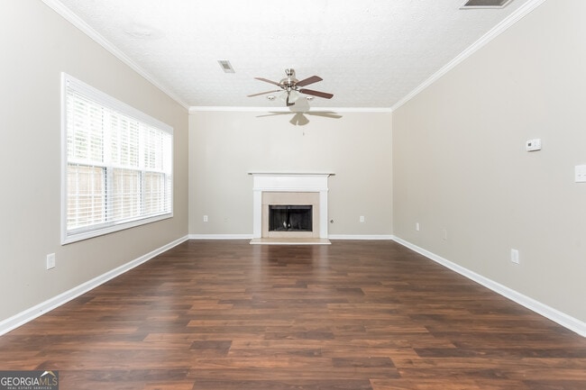 Building Photo - 5807 Goldleaf Way